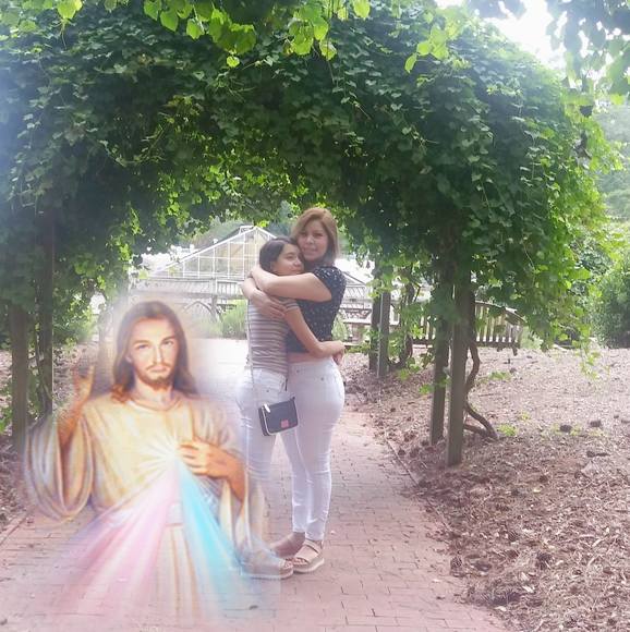 arelyarellano